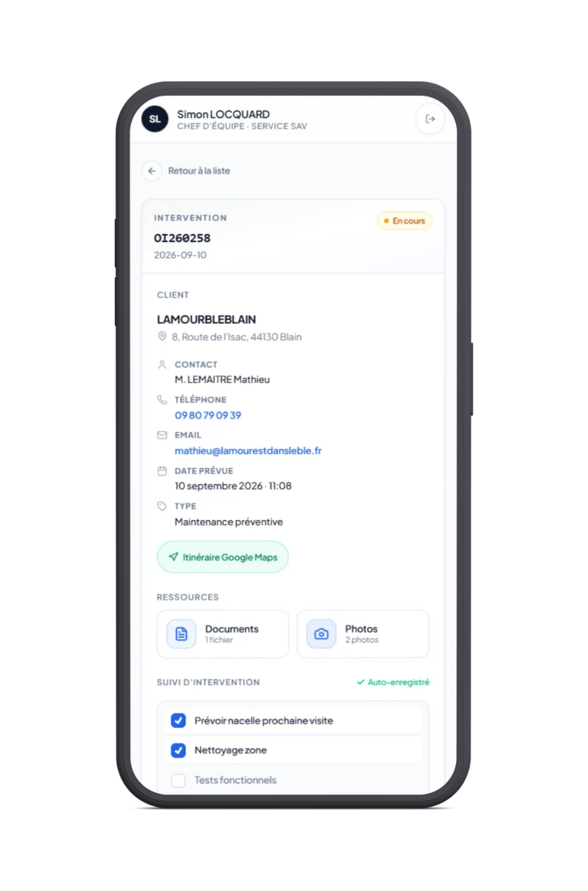 Fiche d'intervention dans l'application web SAV et Chantier de Synoptic ERP, avec le client, l'itinéraire Google Maps et la check-list de suivi
